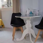 Alexandra * סיטגס