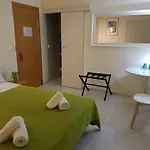מלון Alexandra *
