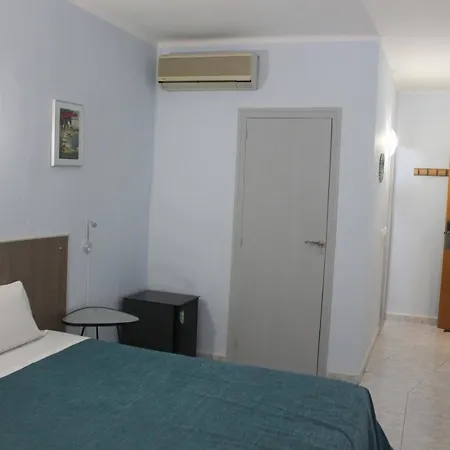 Alexandra Hotel